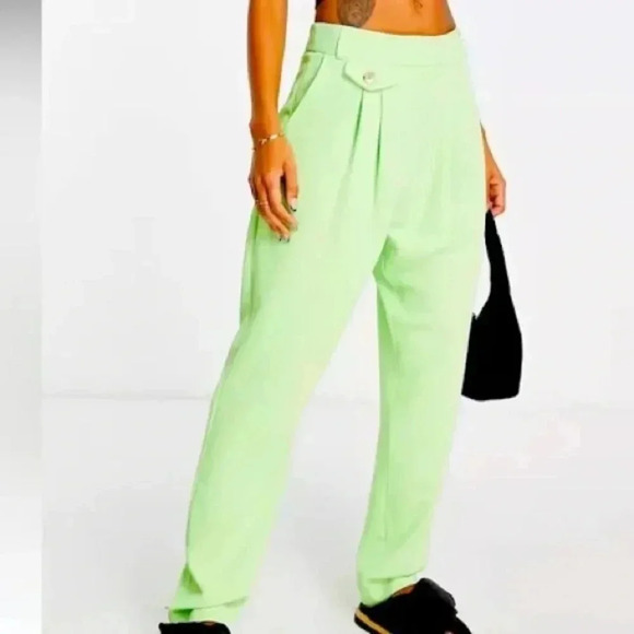 River Island Pleated Tapered Trousers LIME green, Size 4 US / 8 UK, women’s - Picture 3 of 9
